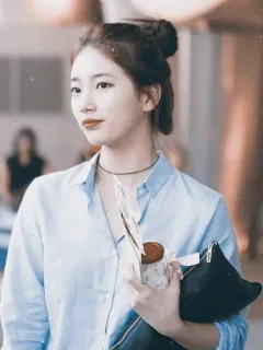 🍫 10d805f7 femme, décontracté, portrait, intérieur, blouse, coréen, style telegram sticker