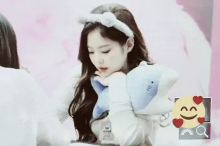 🌬 a2c6637a cô gái, dễ thương, cá mập, băng đô, mỉm cười, trái tim telegram sticker