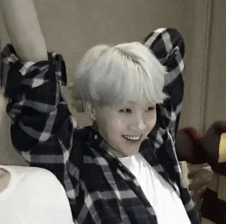 🌃 69a76dae persona, sonriendo, ropa casual, retrato telegram sticker