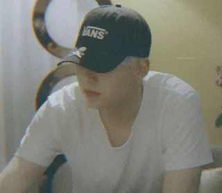 🌌 6c708548 VANS Vans, gorro, moda, casual, ropa telegram sticker