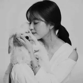 ⚓️ 0403cdd0 Frau, Hund, Porträt, Haustier, Tier, Freundschaft telegram sticker