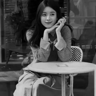 ⚓️ ec539852 Frau, Porträt, Schwarzweiß, Mädchen, Frau, Person, lächelnd telegram sticker