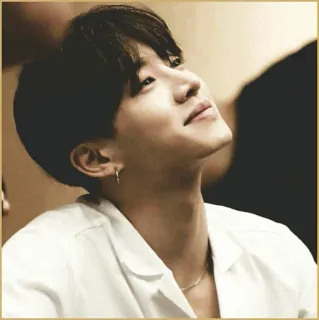 ⚖ b90fe160 man, portret, oorbel, ketting, wit overhemd telegram sticker