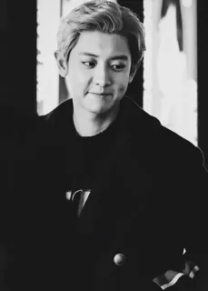 🥀 9e173937 คน, ภาพเหมือน, ผู้ชาย, ขาวดำ, ลักยิ้ม, เสื้อโค้ท telegram sticker