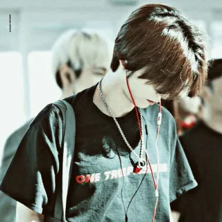 🖇 70f294ee ONE TRUE kpop, thời trang, người, thần tượng, âm nhạc telegram sticker