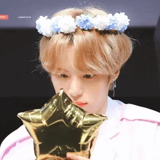 🌚 b7d623eb telegram sticker