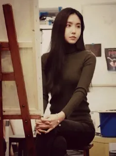 🌙 0cddae9a phụ nữ, chân dung, nghệ sĩ, họa sĩ, xưởng vẽ, nghệ thuật, ngồi, người whatsapp sticker