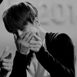 ⚔ 1c10c171 orang, menunjuk, senang, hitam putih, gestur whatsapp sticker