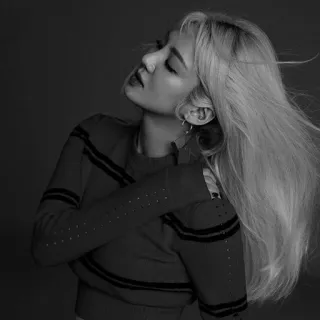 ◽️ 40bf67d6 Frau, Porträt, blonde Haare, Schwarzweiß, weiblich, Person telegram sticker