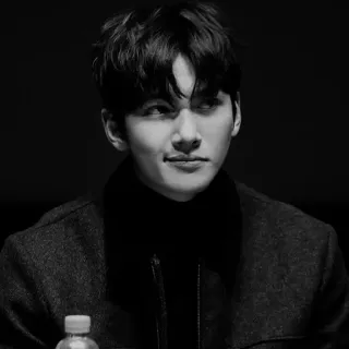 🗝 63ce9707 男性, ポートレート, 俳優, 白黒, 韓国 telegram sticker