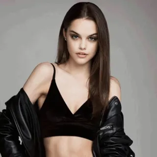 ✨ a169ed9f vrouw, model, portret, leren jas, jong, brunette whatsapp sticker