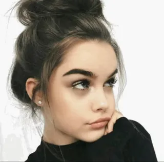 ✨ b0d4448e vrouw, persoon, gezicht, portret, meisje, tiener whatsapp sticker