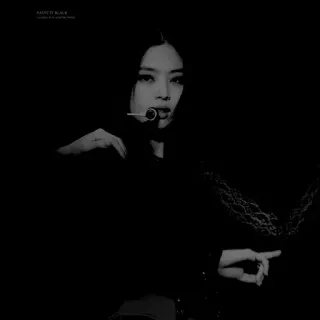 🎐 a50b2f84 PASTED BLACK K-pop, Blanco y negro, Persona, Mujer whatsapp sticker