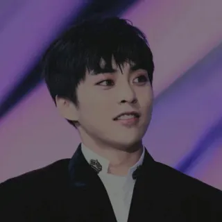 🌚 3369df9a exo, xiumin, kpop, idol, piosenkarz, minseok whatsapp sticker