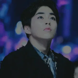 🕊 3e9ab2c5 mężczyzna, portret, osoba, celebryta, koreański, piosenkarz whatsapp sticker