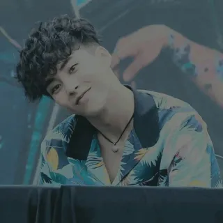 🕊 41383213 whatsapp sticker