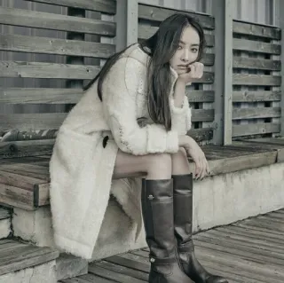 🎐 e4f73f38 女性, ファッション, ブーツ, コート, スタイル, ポートレート telegram sticker