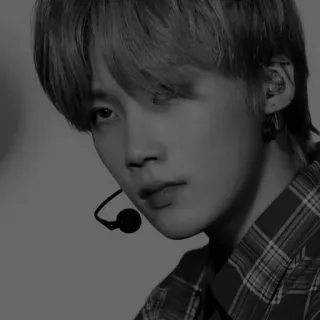 🌕 1e05d811 personne, homme, portrait, boucles d'oreilles, cheveux, visage whatsapp sticker