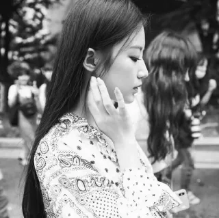 🌬 2001e986 mulher, pessoa, preto e branco, retrato, estilo whatsapp sticker