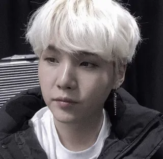 🗼 fa96921b Suga persona, uomo, capelli bianchi, K-pop, cantante, musicista telegram sticker