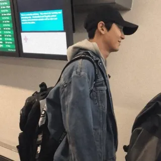 🍾 ddca7581 telegram sticker