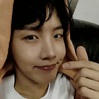 🔮 122d6342 J-Hope kpop, jhope, сердечко пальцами, bts telegram sticker