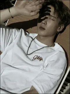 🥀 219c15dd Play pria, santai, relaks, potret, mode, laki-laki, muda telegram sticker