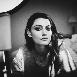 🌚 87e8d11a wanita, potret, hitam putih, orang, perempuan telegram sticker