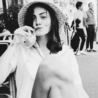 🕯 90be1ed0 wanita, topi, minuman, orang, musim panas, kafe telegram sticker