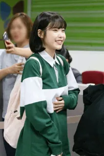 🌱 1205880c IU kpop, cantor, celebridade, coreano, atriz whatsapp sticker