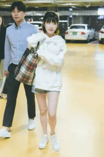 🐚 8d23f0ff mulher, pessoa, em pé, branco, estacionamento whatsapp sticker