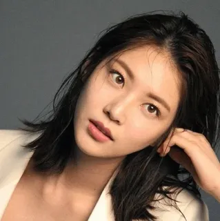 🕸 5580756c женщина, портрет, человек, кореянка, модель, азиатка whatsapp sticker