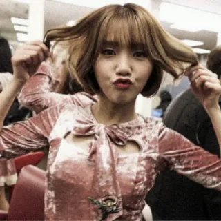 ♠️ 8df5f6f3 女人, 肖像, 人物, 可爱, 女性 telegram sticker