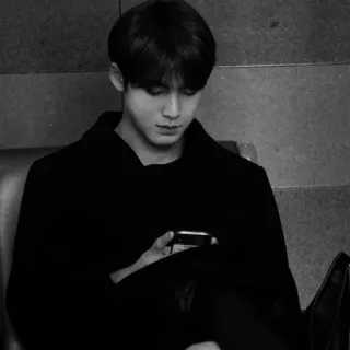 🌑 e0c168f3 telegram sticker