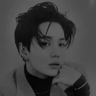 ®️ 2d0035b4 บุคคล, ภาพบุคคล, ผู้ชาย, เพศชาย, ต่างหู, เครื่องประดับ telegram sticker