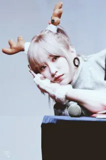 🌨 554d3596 여자, 순록, 크리스마스, 카와이, 귀여운, 뿔, 사람 telegram sticker