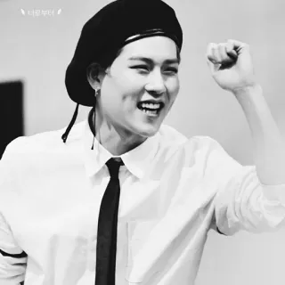 🌑 39768dc8 너로 부터 / người, chân dung, trắng đen, đàn ông, cà vạt, nụ cười telegram sticker