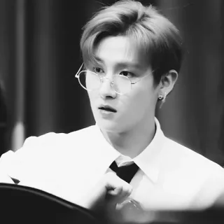 🌑 56b09364 telegram sticker