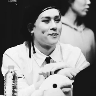 🌑 79bc58d5 너로부터 kpop, monstax, joohoney, lúm đồng tiền, thần tượng, Hàn Quốc telegram sticker