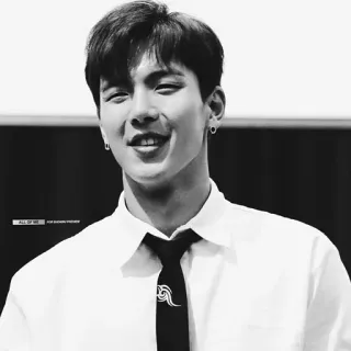 🌑 a85cb122 ALL OF ME chân dung, người, trắng đen, đàn ông, áo sơ mi, cà vạt, mỉm cười, hạnh phúc telegram sticker