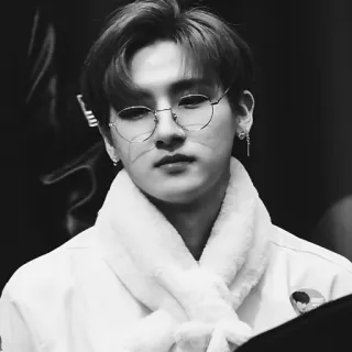 🌑 efb3e953 telegram sticker