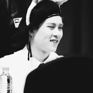 🌑 f9208c74 telegram sticker