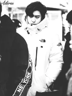 ⛓ 98791a6d NEW YORK ファッション, 冬, ジャケット, 服, ニューヨーク whatsapp sticker