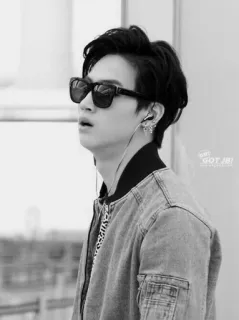 🏹 413995ec SHOT JB! мужчина, солнцезащитные очки, куртка, мода, черно-белое, портрет, стиль whatsapp sticker