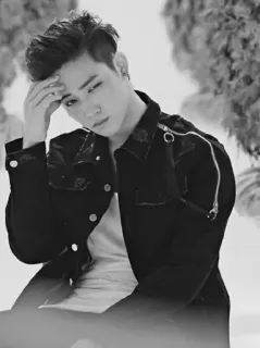 ⚓️ 8d4759aa мужчина, человек, черно-белое, куртка, портрет whatsapp sticker