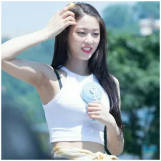 🌸 f57d0fd6 mujer, persona, retrato, verano, exterior, ventilador telegram sticker