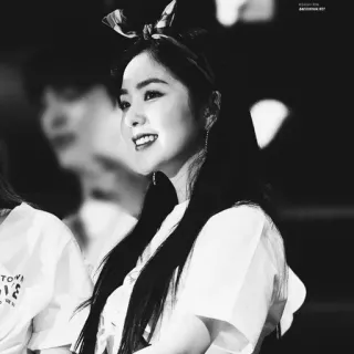 🏹 0dcff7da woman, portrait, black and white, smiling, female, person whatsapp sticker