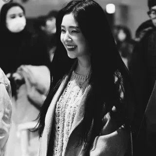 ⛲️ 1bdcb169 woman, portrait, black and white, smile, happy, person whatsapp sticker