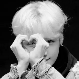 ▫️ c0164a08 person, heart, hand, love, Korean, idol telegram sticker