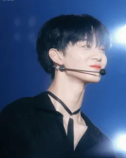 🌦 84113939 kpop, singer, performance, microphone, music, idol, asian whatsapp sticker